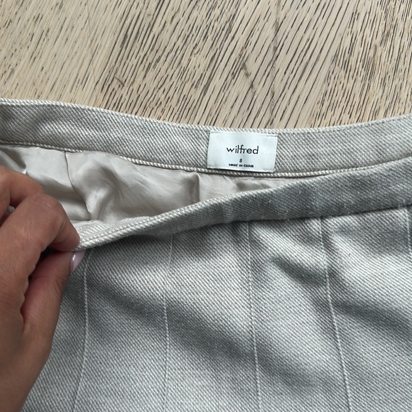 Wilfred Olive Micro Pleated Skirt - 8 - Picture 3 of 3